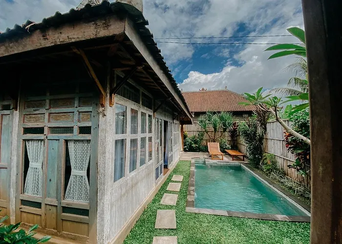 Sarini Villa